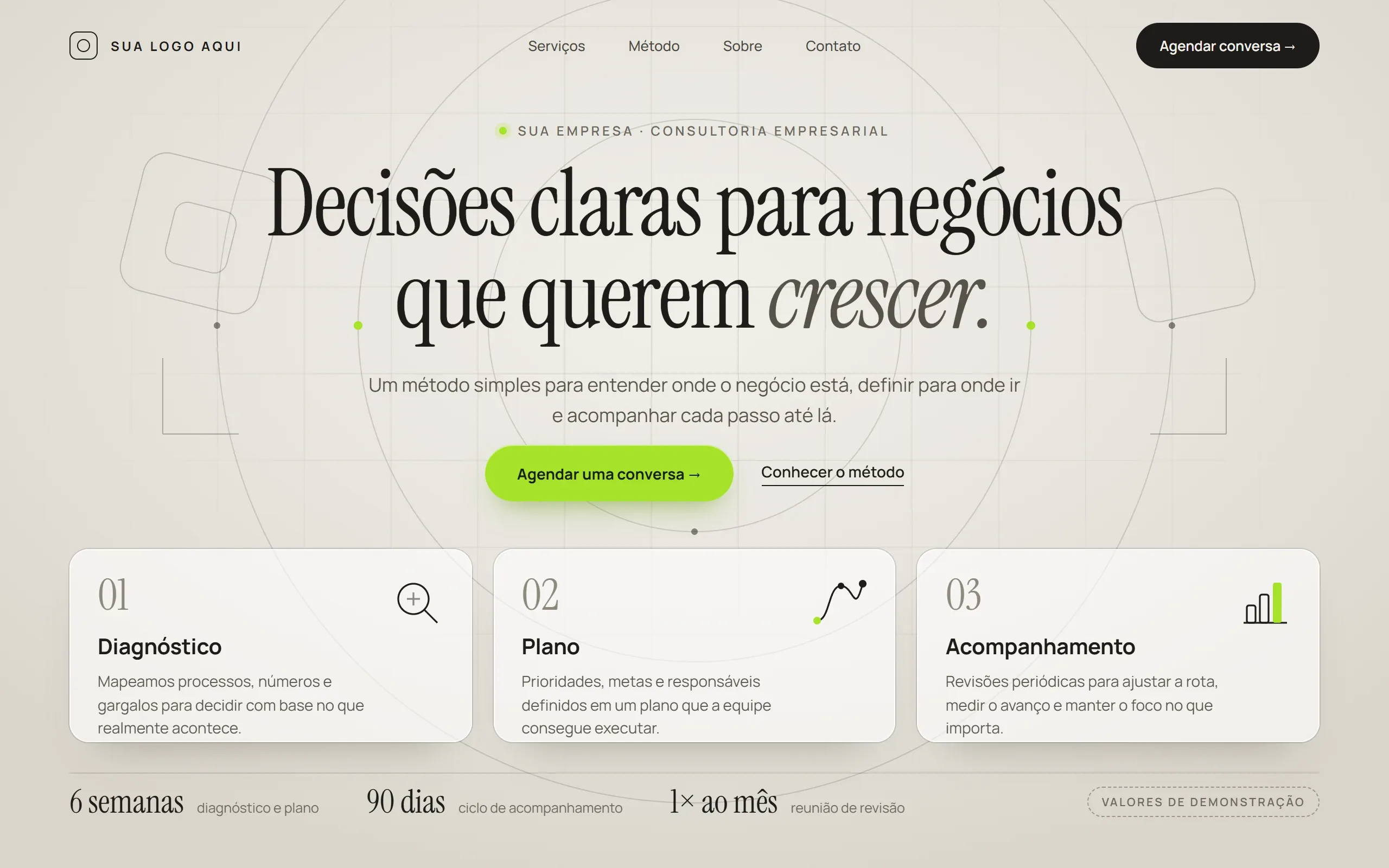 Estudo conceitual de site institucional de consultoria: página clara e centralizada, manchete em serifa, anéis e grade finos ao fundo, três pilares numerados e indicadores de demonstração.